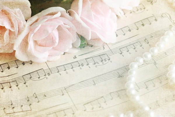 Romantic melody - vintage background — Stock Photo, Image