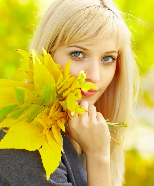 Woman and Autumn — Stock Image Woman and Autumn Stock Photo