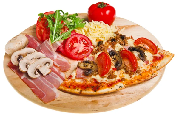 Pizza sonkával — Stock Fotó
