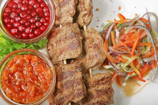 Grillezett hús, áfonya — Stock Fotó