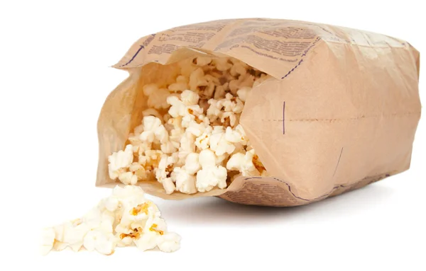 Popcorn v papírovém sáčku — Stock fotografie