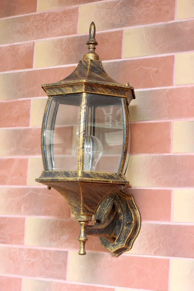 Стара лампа — стокове фото