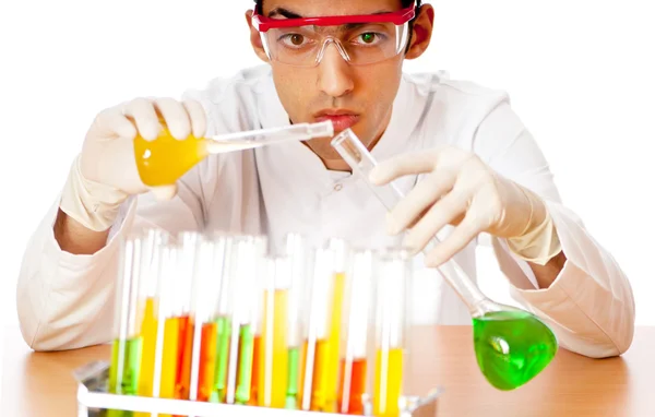 Student werkt in de chemische lab — Stockfoto