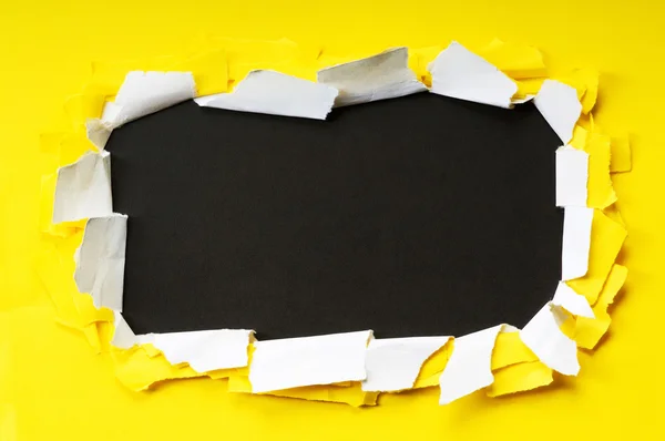 Az üzenet a szakadt papír adható — Stock Fotó