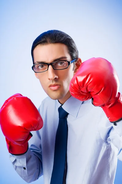 Επιχειρηματίας με γάντια πυγμαχίας — Φωτογραφία Αρχείου