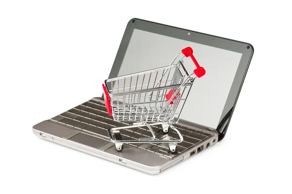 インターネット コンピューターとカート オンライン ショッピング概念 — ストック写真
