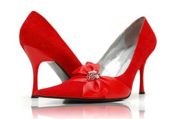 Elegantes zapatos rojos en el blanco —  Fotos de Stock