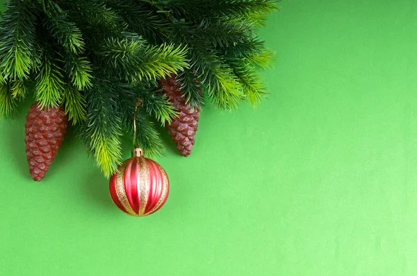 モミの木とクリスマスの装飾 — ストック写真