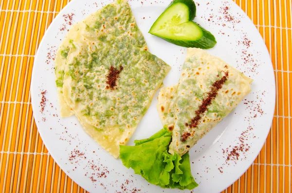 Pancakes stuffed with various herbs — Stock Photo, Image