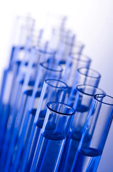Kémiai lab-az üvegcsövek — Stock Fotó