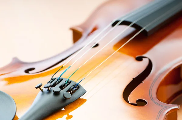 Musikkonzept mit Geige — Stockfoto