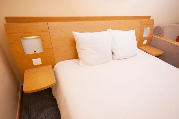 Quarto confortável no hotel — Fotografia de Stock