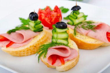 Sandwiches served in the plate clipart