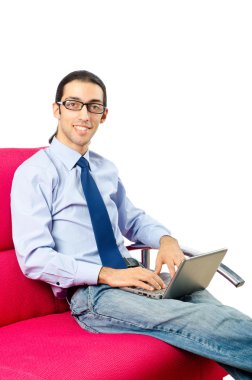 koltukta oturan laptop çalışma öğrenci
