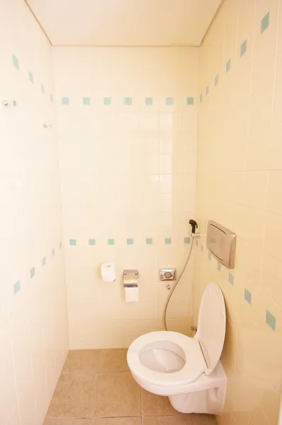 Toaleta v moderní koupelně — Stock fotografie