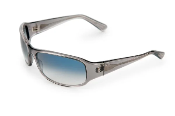 Eleganckie okulary przeciwsłoneczne izolowane na białym — Zdjęcie stockowe