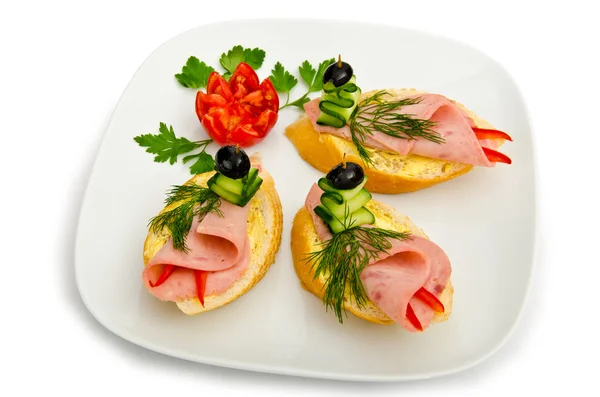 Sanduíches servidos no prato — Fotografia de Stock