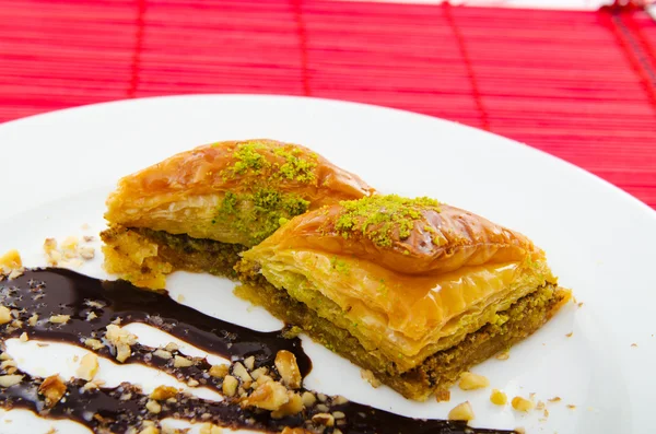 Traditionelles türkisches Dessert — Stockfoto