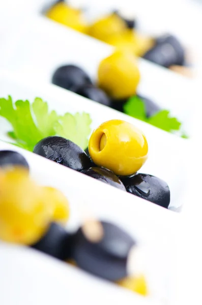 Olives in the plate — Stock Photo, Image