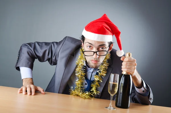 Berusade affärsmannen efter kontor julfest — Stockfoto