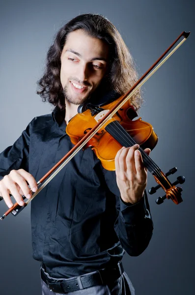 Jogador de violino tocando o instrumento — Fotografia de Stock