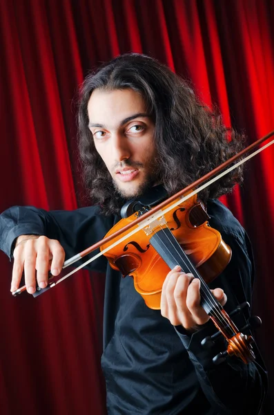 Jogador de violino tocando o instrumento — Fotografia de Stock