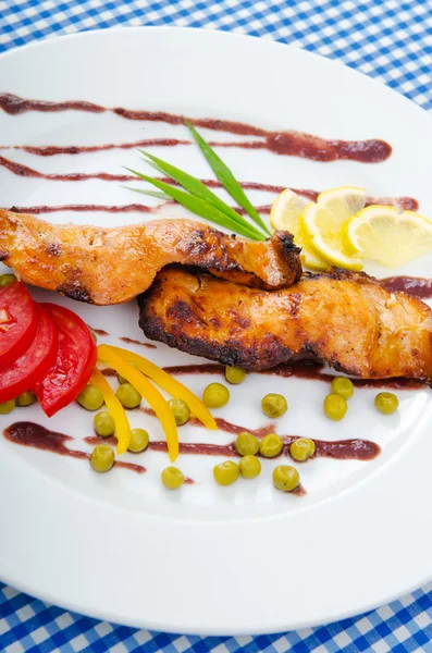 Fried fish in the plate — Stock Photo, Image