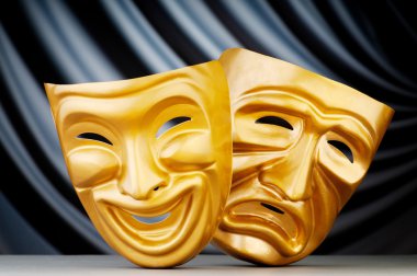Tiyatro anlayışı ile maskeleri