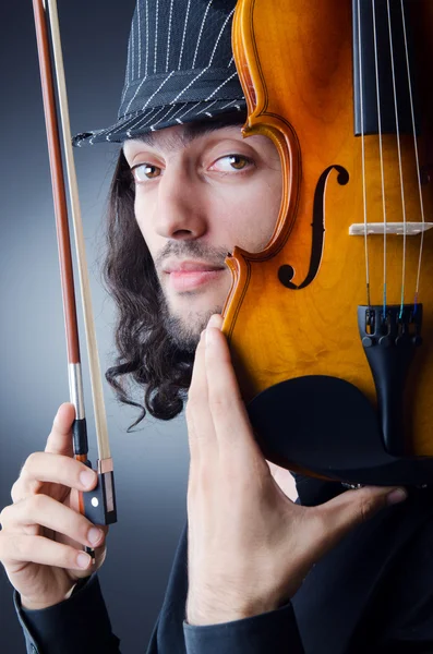 Violinista gitano en estudio —  Fotos de Stock