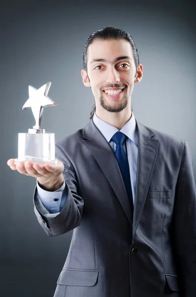 Uomo d'affari premiato con il premio stella — Foto Stock
