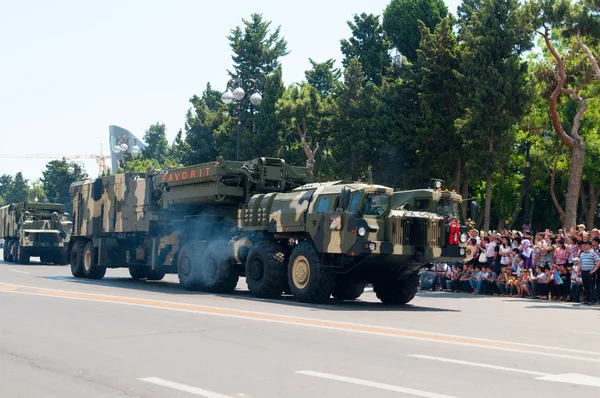 Baku - 26. Juni 2011 - Militärparade in baku, azerbaijan on ar — Stockfoto