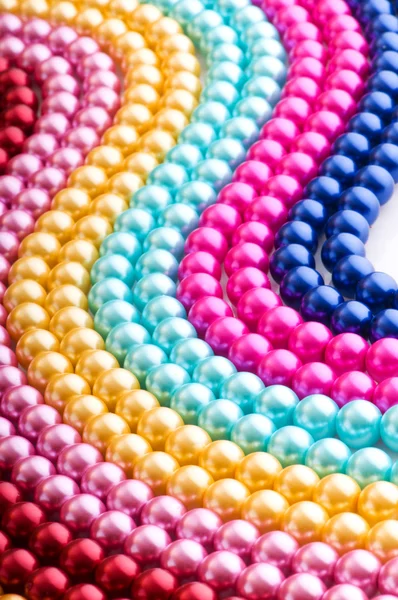 Absztrakt, színes gyöngy nyakláncok — Stock Fotó