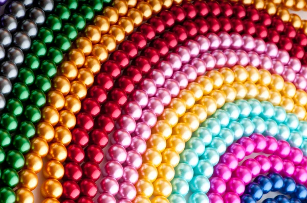 Анотація з різнокольоровими перловими намистами — стокове фото
