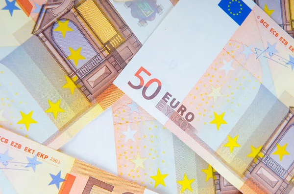 Τραπεζογραμμάτια ευρώ τοποθετημένα σε σύνολο — Φωτογραφία Αρχείου
