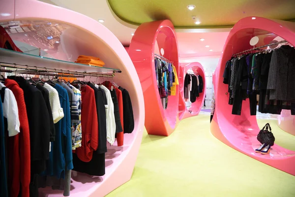 Modern giyim mağazası — Stok fotoğraf