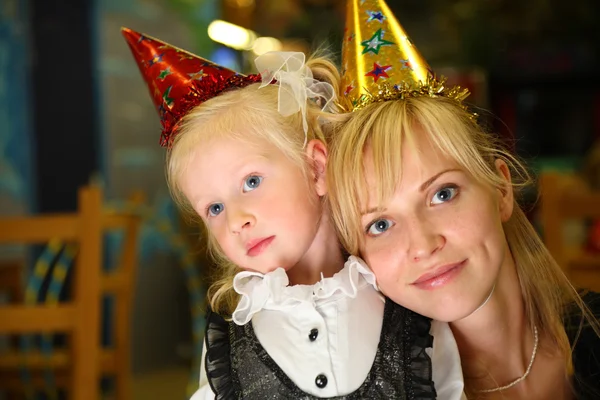 Mother with daughter on holiday in kindergarten — Stock Photo, Image