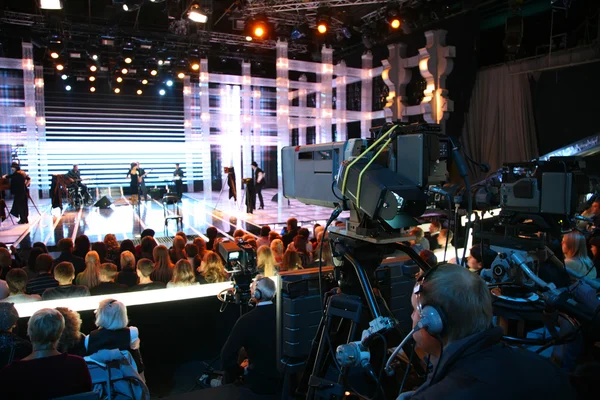 Camarógrafo en programa de televisión — Foto de Stock