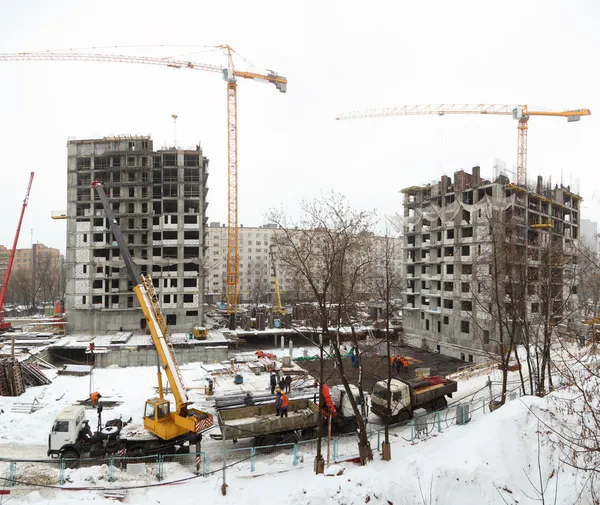 Panorama della costruzione in inverno — Foto Stock