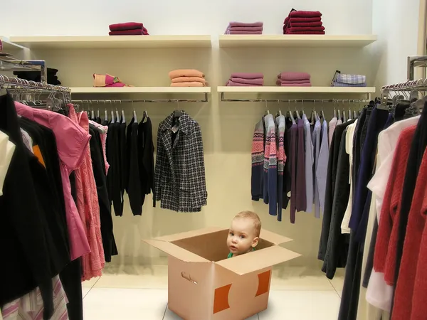 Baby in Box in Shop-Collage — Stockfoto
