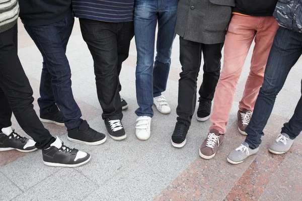 Siedem nastolatków — Zdjęcie stockowe