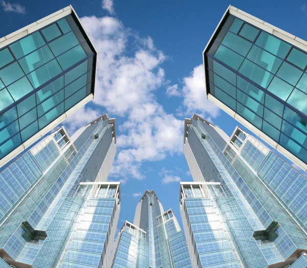 Många skyskrapor på himmel bakgrund, collage — Stockfoto
