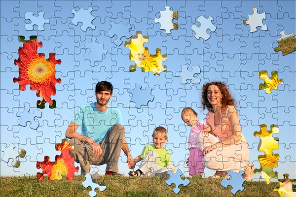 Rodzina czterech puzzle collage — Zdjęcie stockowe