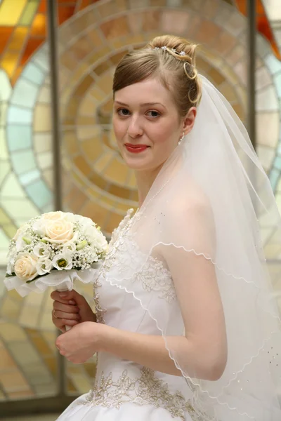 La novia con el ramo — Foto de Stock