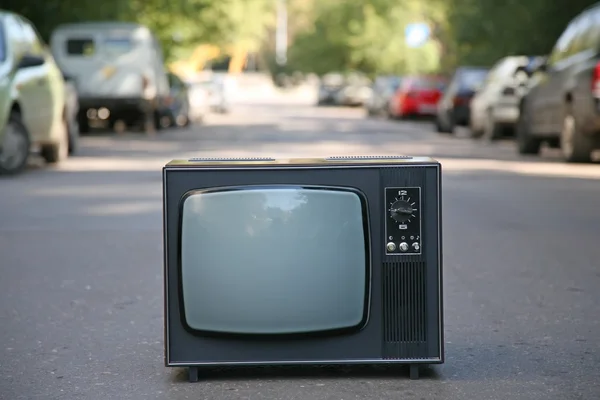 De oude televisietoestel — Stockfoto