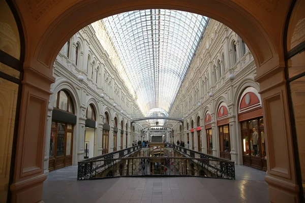 GUM interior em Moscou — Fotografia de Stock