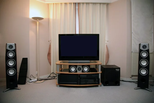 Equipamento de áudio e vídeo em casa — Fotografia de Stock
