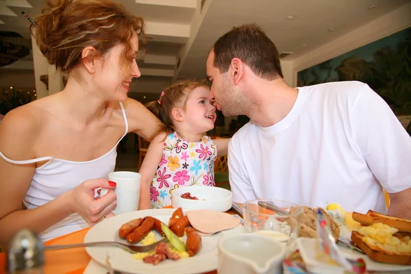 Cena in hotel per famiglie — Foto Stock