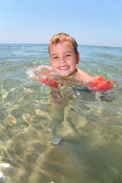 Child in sea — Stock Photo, Image