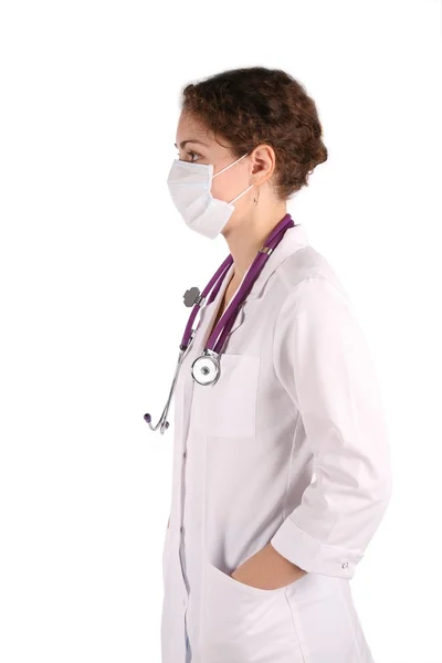 Doktor γυναίκα στη μάσκα που απομονώνονται σε λευκό — Φωτογραφία Αρχείου