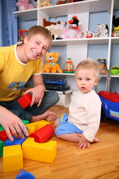 Vader en kind in speelkamer 2 — Stockfoto